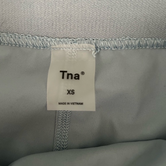 aritzia tennis skirt - Picture 2 of 2